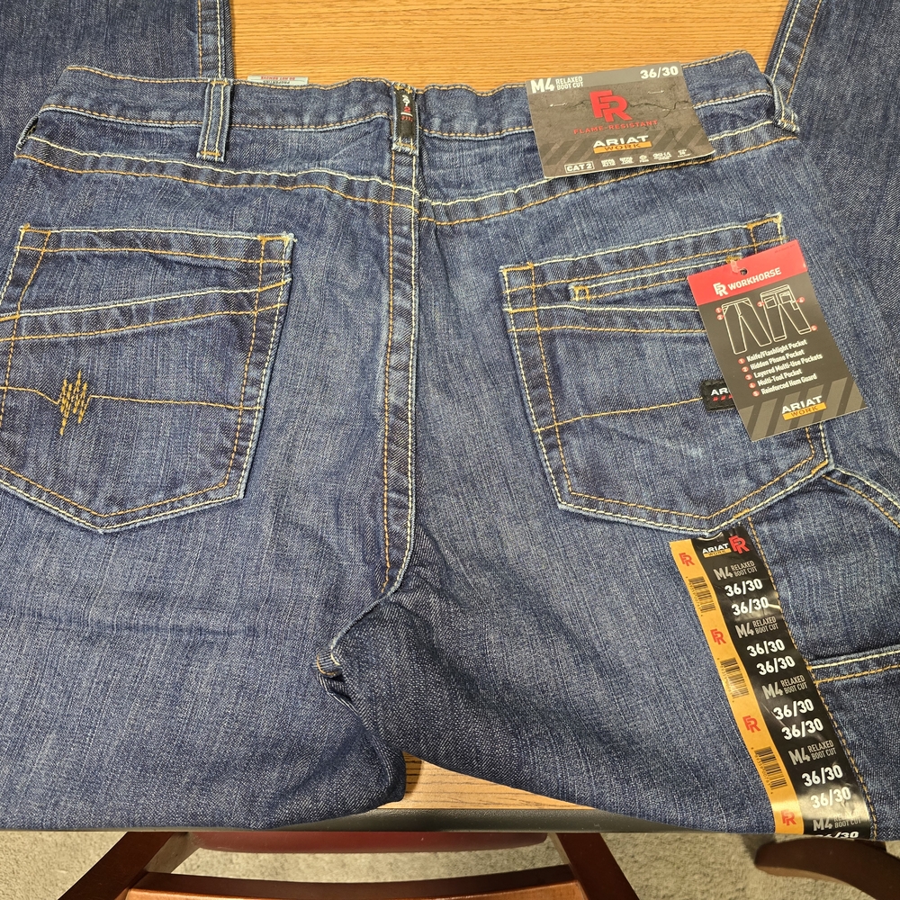 Ariat Men's Relaxed Jeans - Dark Blue